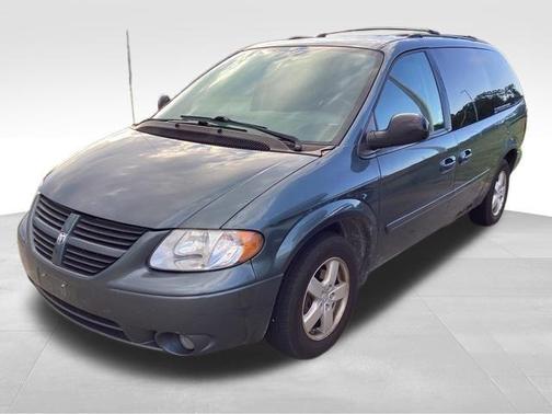 Gray 2007 Dodge Grand Caravan SXT