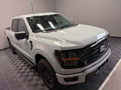 Avalanche 2026 Ford F-150 XLT