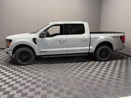 Avalanche 2026 Ford F-150 XLT