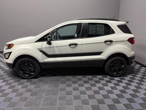 2022 Ford EcoSport SES