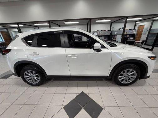 2023 Mazda CX-5 2.5 S Preferred Package