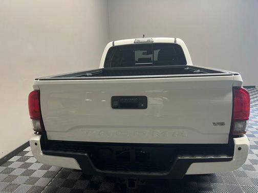 2018 Toyota Tacoma TRD Sport