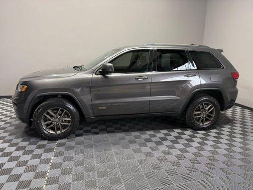 2016 Jeep Grand Cherokee Laredo