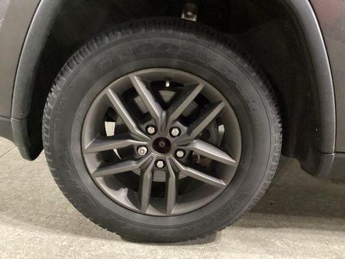 2016 Jeep Grand Cherokee Laredo