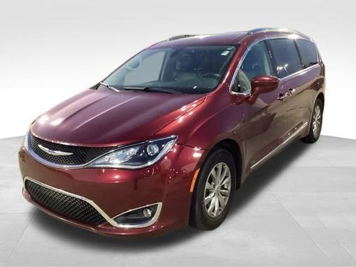 2018 Chrysler Pacifica Touring-L