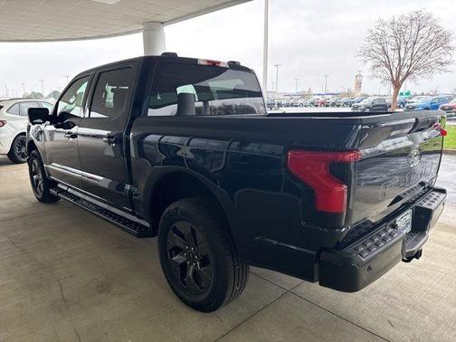 2025 Ford F-150 Lightning Flash