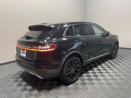 2021 Lincoln Nautilus Reserve