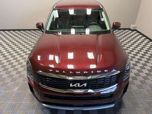 Sangria Red 2022 Kia Telluride LX