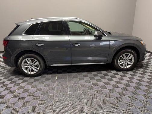 2022 Audi Q5 45 S line quattro Premium