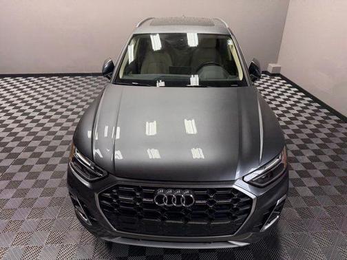 2022 Audi Q5 45 S line quattro Premium