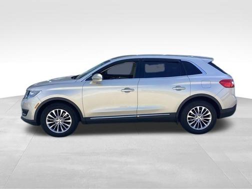 White Gold Metallic 2017 Lincoln MKX Select