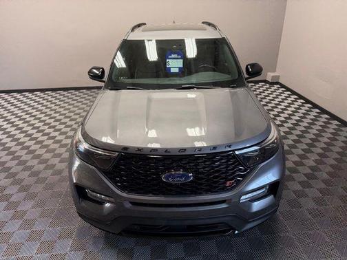 Gray Metallic 2022 Ford Explorer ST