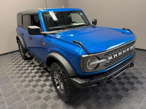 Blue Metallic 2024 Ford Bronco Badlands