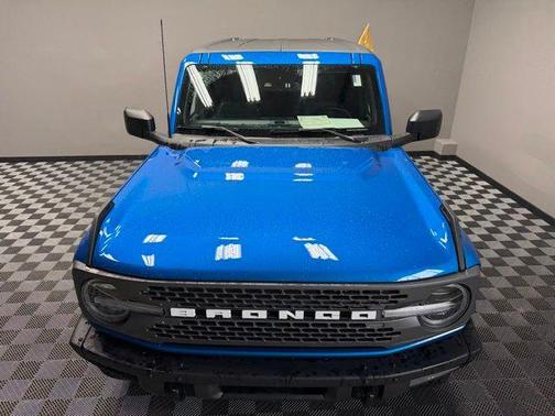 Blue Metallic 2024 Ford Bronco Badlands