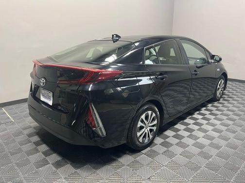 2021 Toyota Prius Prime LE