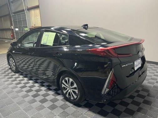 2021 Toyota Prius Prime LE