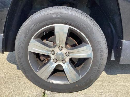 Black Clearcoat 2016 Jeep Patriot Latitude