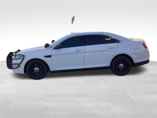 Oxford White 2014 Ford Sedan Police Interceptor Base