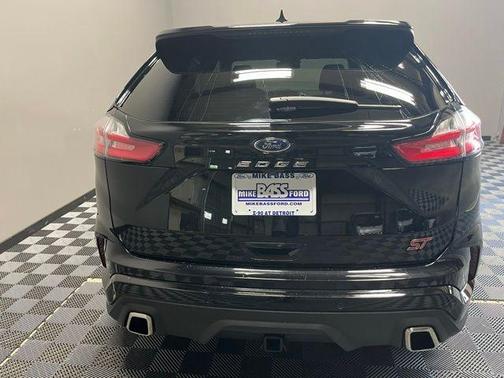 2024 Ford Edge ST