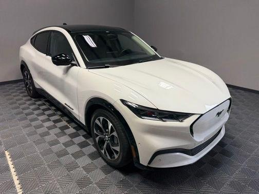 2022 Ford Mustang Mach-E Premium