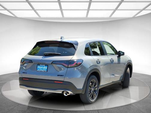 Urban Gray Pearl 2026 Honda HR-V Sport