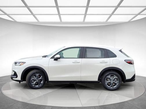 Platinum 2026 Honda HR-V LX