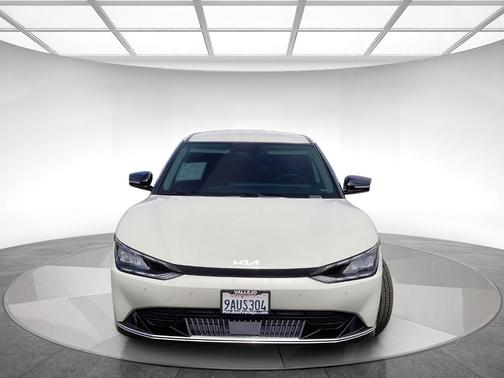 Glacier 2022 Kia EV6 Wind