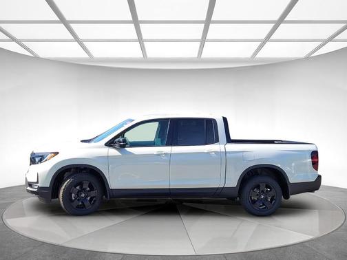 Platinum White Pearl 2026 Honda Ridgeline Black Edition