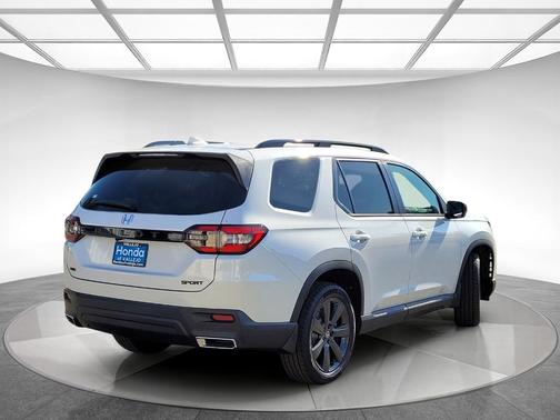 2025 Honda Pilot Sport