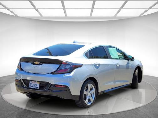2018 Chevrolet Volt LT