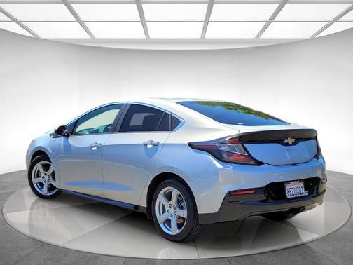 2018 Chevrolet Volt LT