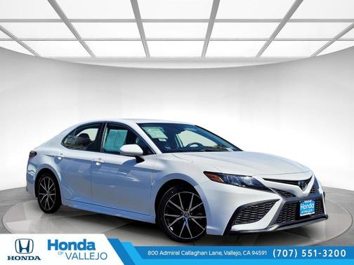 2023 Toyota Camry 