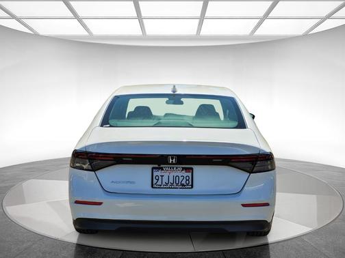 Platinum White Pearl 2025 Honda Accord LX