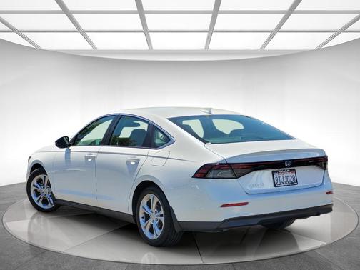 Platinum White Pearl 2025 Honda Accord LX
