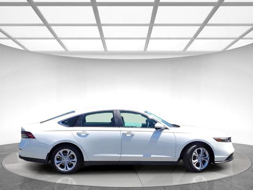 Platinum White Pearl 2025 Honda Accord LX