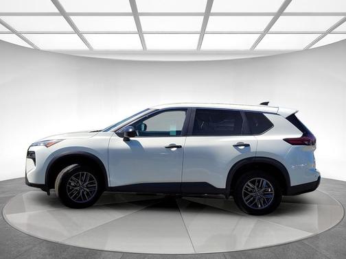 Glacier White 2024 Nissan Rogue S