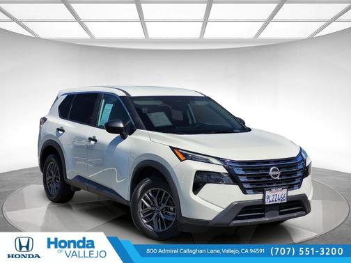 Glacier White 2024 Nissan Rogue S