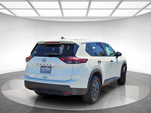 Glacier White 2024 Nissan Rogue S
