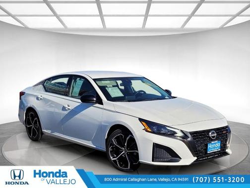 2023 Nissan Altima 2.5 SR