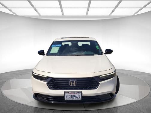 Platinum White Pearl 2023 Honda Accord Hybrid Sport-L