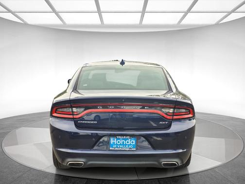 2017 Dodge Charger SXT