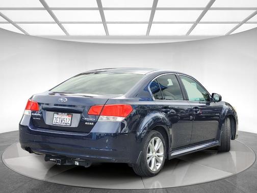 2014 Subaru Legacy 2.5i