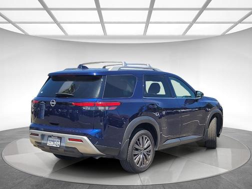 Deep Ocean Blue 2023 Nissan Pathfinder SL