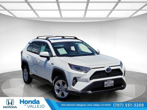 Super White 2020 Toyota RAV4 Hybrid XLE