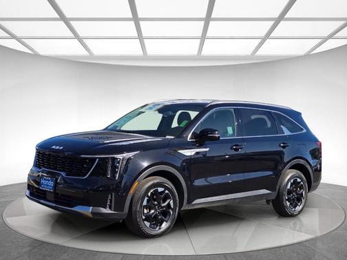 Ebony Black 2024 Kia Sorento S