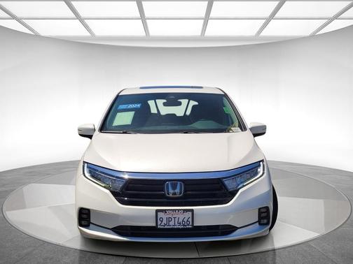 Platinum White Pearl 2024 Honda Odyssey EX-L
