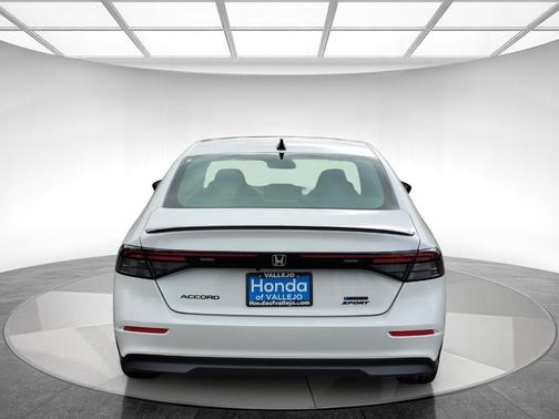 Platinum White Pearl 2026 Honda Accord Hybrid Sport