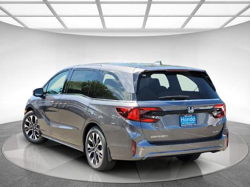 Modern Steel Metallic 2026 Honda Odyssey Elite