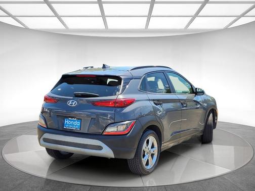Gray 2023 Hyundai KONA SEL