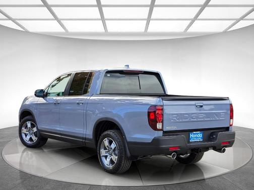 Sonic Gray Pearl 2026 Honda Ridgeline RTL